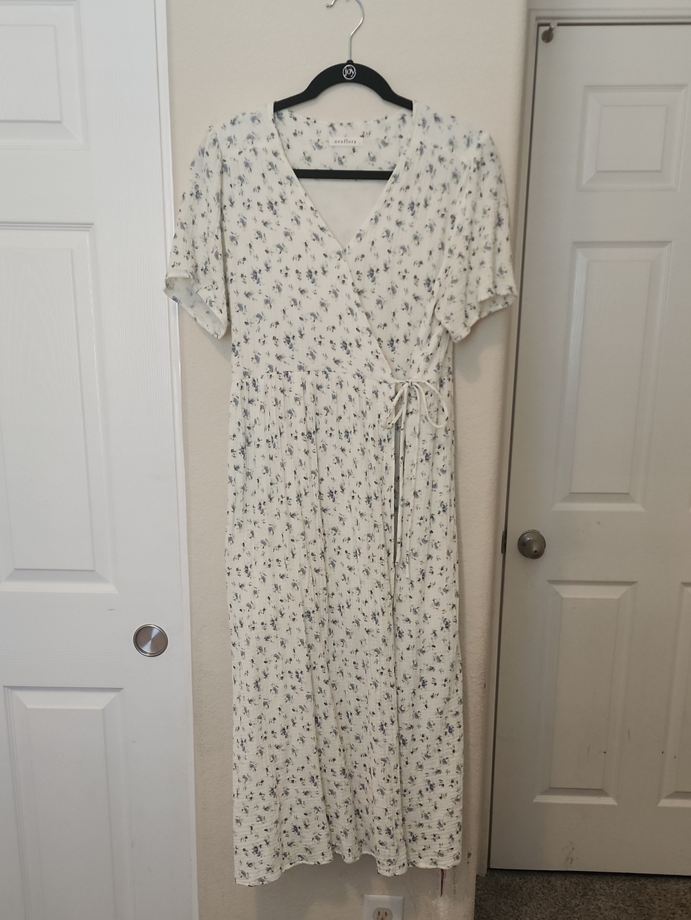 Neuflora Fall River Wrap Dress L